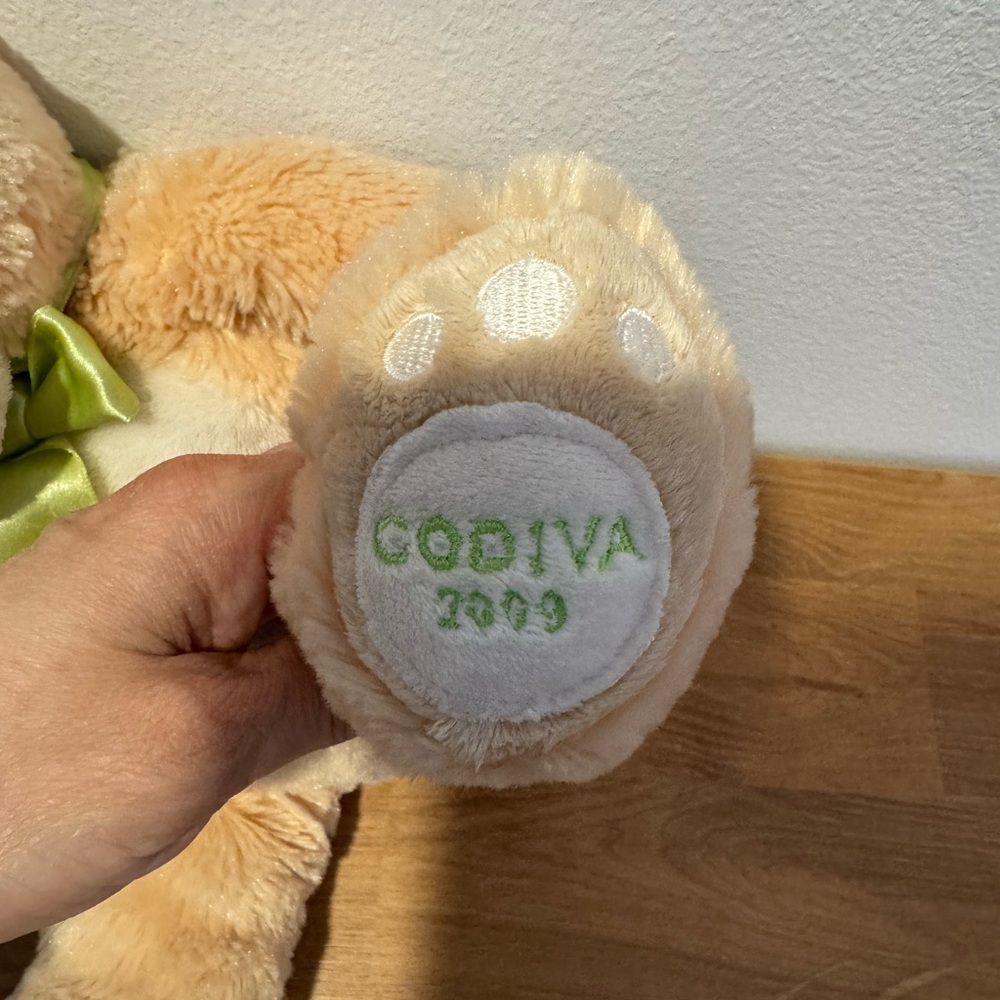 Godiva 2009 Gund Easter Bunny - Picture 2 of 5